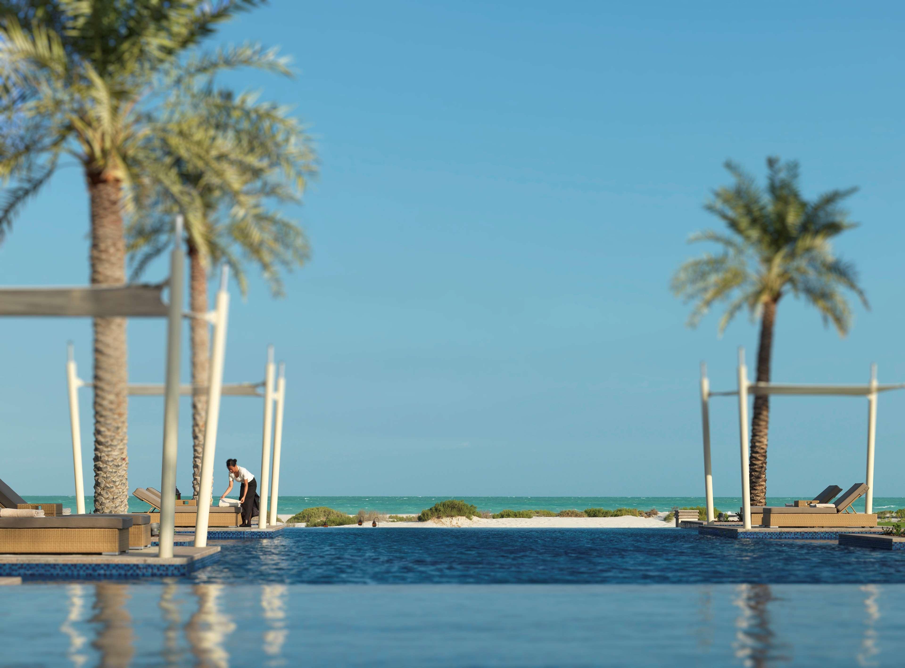 Park Hyatt Abu Dhabi Hotel And Villas Exterior foto